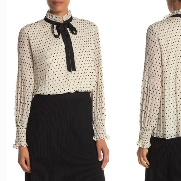 Max Studio Tops - Max Studio Accordion Pleated Long Sleeve Top size Small
